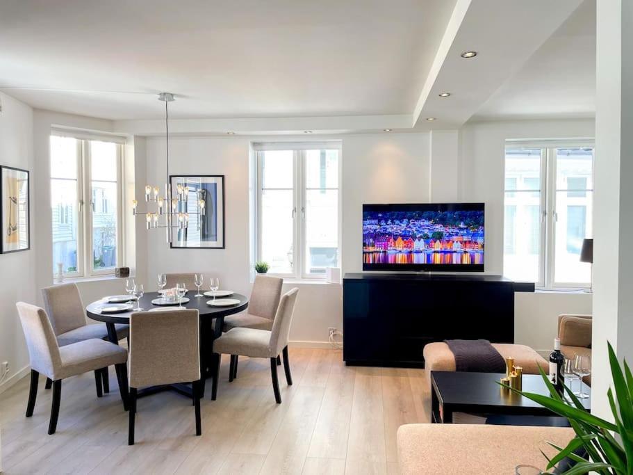Central City Apt On One Of Bergen'S Finest Streets Luaran gambar